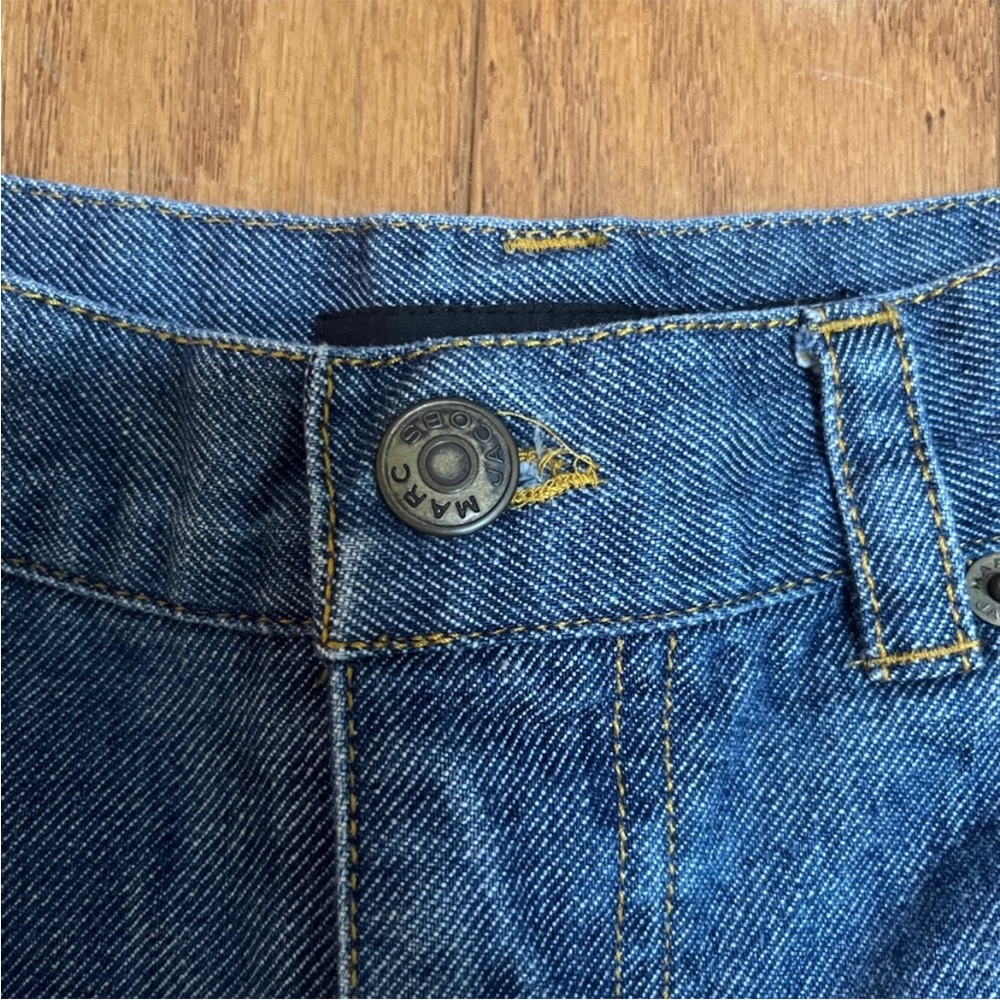 Vintage Marc Jacob Jeans size 4. - Picture 3 of 5